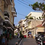 Castle Πανσιόν Χανιά