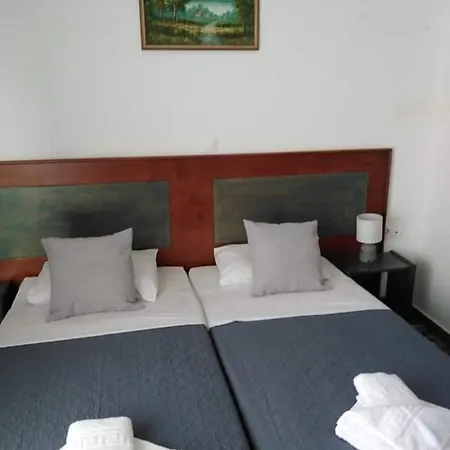 Castle Guest house *